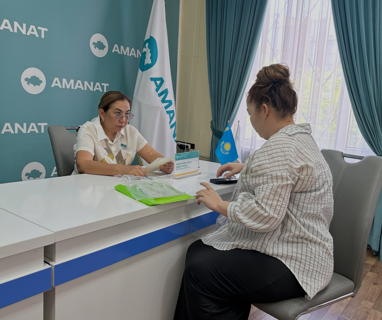 AMANAT: ҚОҒАМДЫҚ ҚАБЫЛДАУДА ТҰРҒЫНДАРДЫҢ ӘЛЕУМЕТТІК ЖӘНЕ ТҰРҒЫН ҮЙ МӘСЕЛЕЛЕРІ ҚАРАЛДЫ