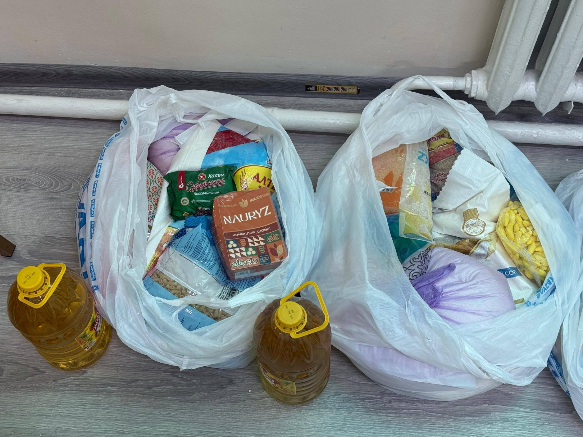 КЕНТАУ ҚАЛАСЫНДА ОТБАСЫ КҮНІНЕ ОРАЙ ҚАЙЫРЫМДЫЛЫҚ КӨМЕК КӨРСЕТІЛДІ