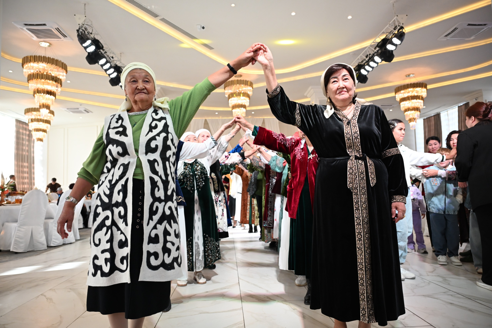Ізгі дәстүрлер ұрпақтар сабақтастығын нығайтады