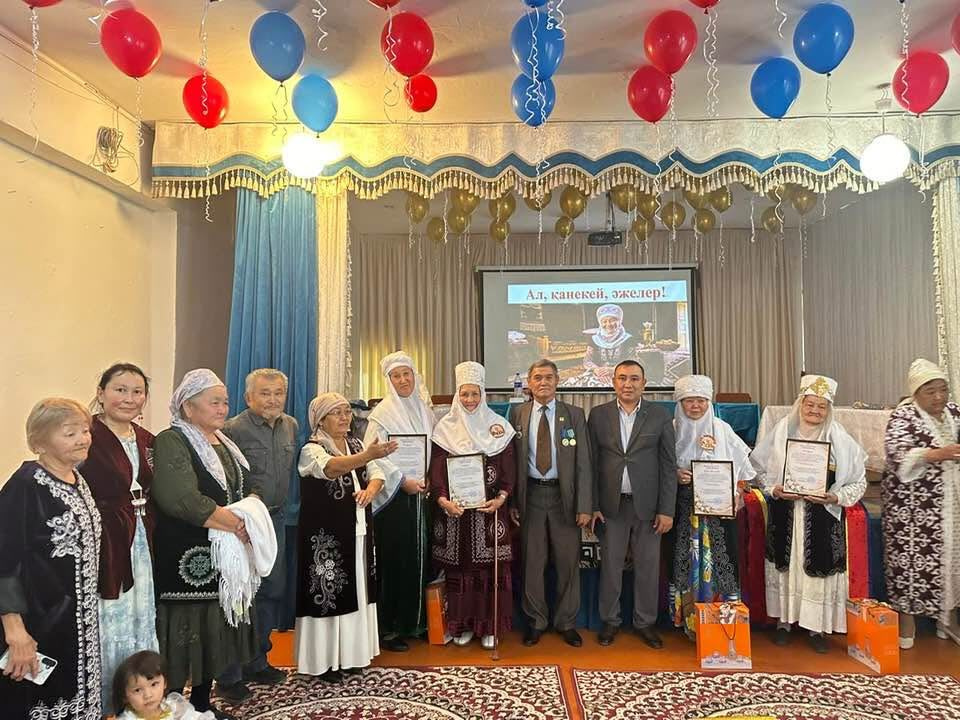 «Асыл әжем» – әжелер арасындағы мерекелік сайыс